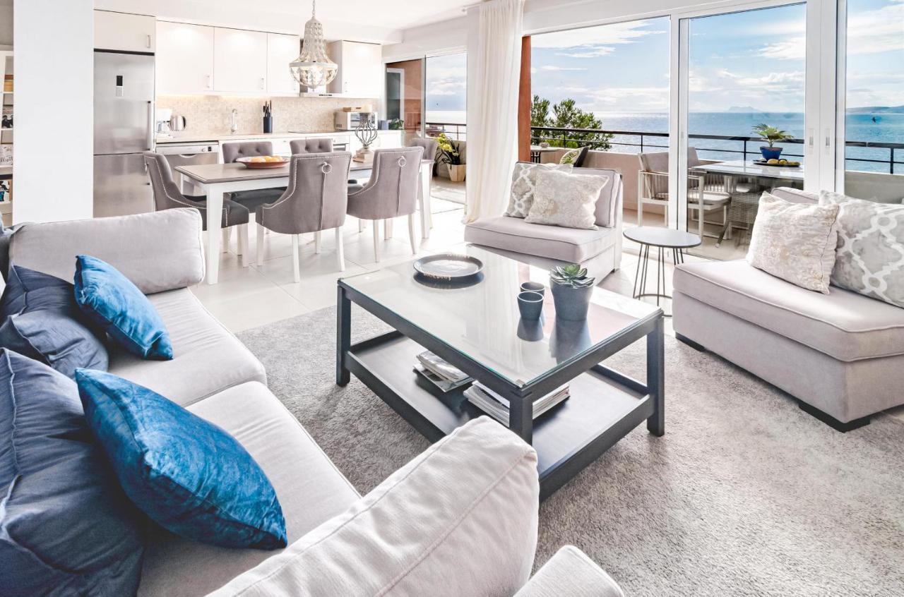 Cp - Modern Beachside Apartment In אסטפונה מראה חיצוני תמונה