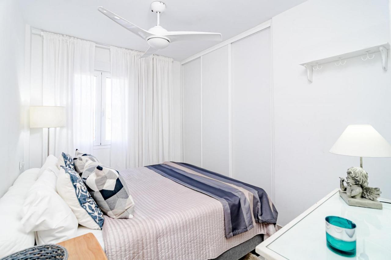Cp - Modern Beachside Apartment In אסטפונה מראה חיצוני תמונה